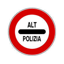 Italy_Traffic_Sign_Stop_Police_Roadblock